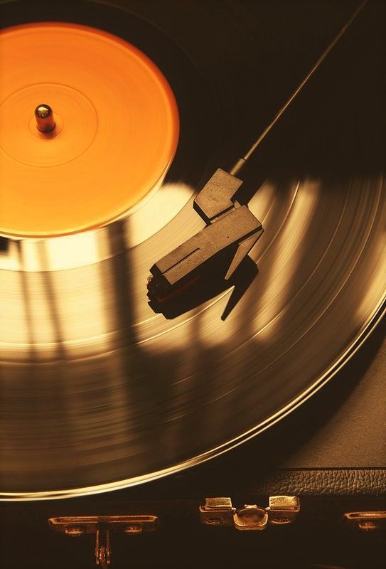 Record spinning
